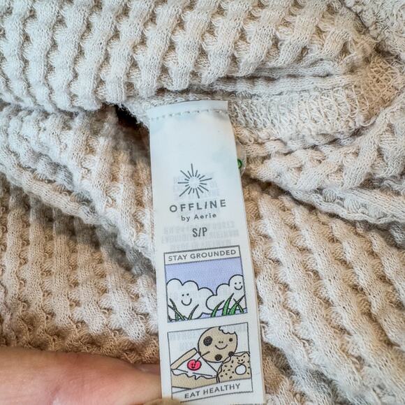 OFFLINE by Aerie Wow! Beige Waffle Notch Neck Long Sleeve T-Shirt, Women’s Small - Picture 7 of 9